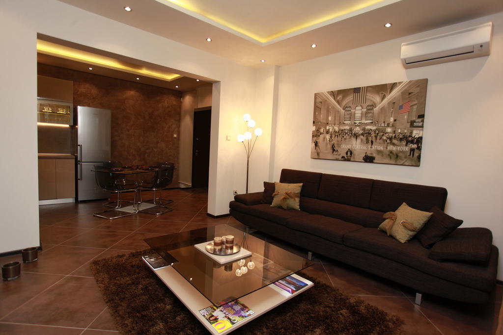 Brown Cottage Apartment София Номер фото
